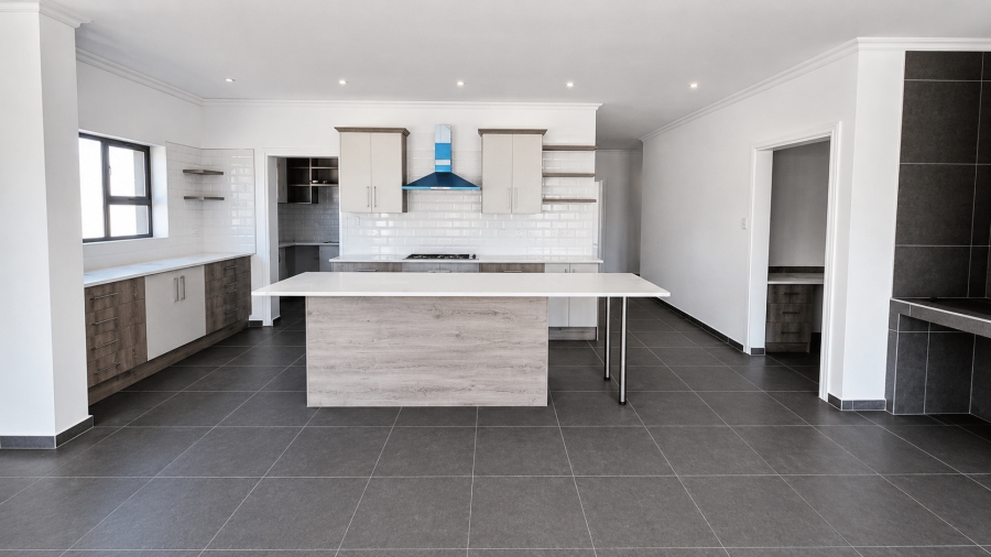 3 Bedroom Property for Sale in Marina Martinique Eastern Cape
